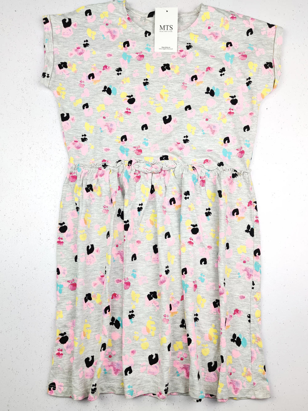 Buy online pre-used pre-loved 100% authentic & Original branded George (GST-1690) available in Pakistan. Top international brands avilable.