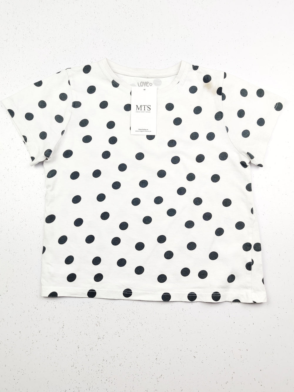 Buy online pre-used pre-loved 100% authentic & Original branded F&F (GST-1880) available in Pakistan. Top international brands avilable.