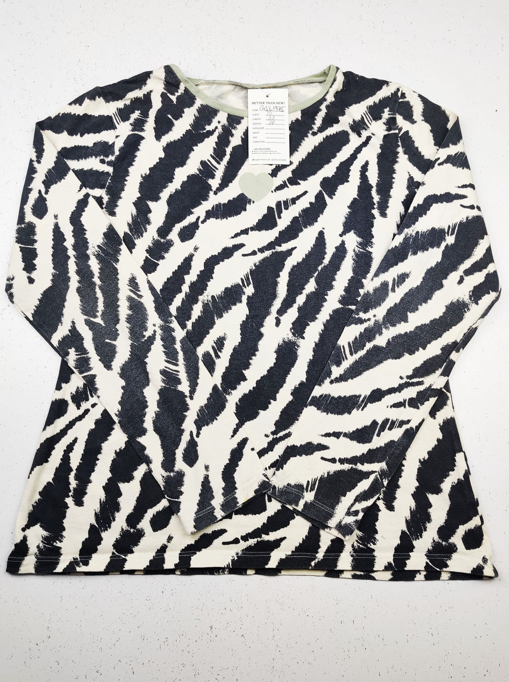 Buy online pre-used pre-loved 100% authentic & Original branded George (GST-1975) available in Pakistan. Top international brands avilable.