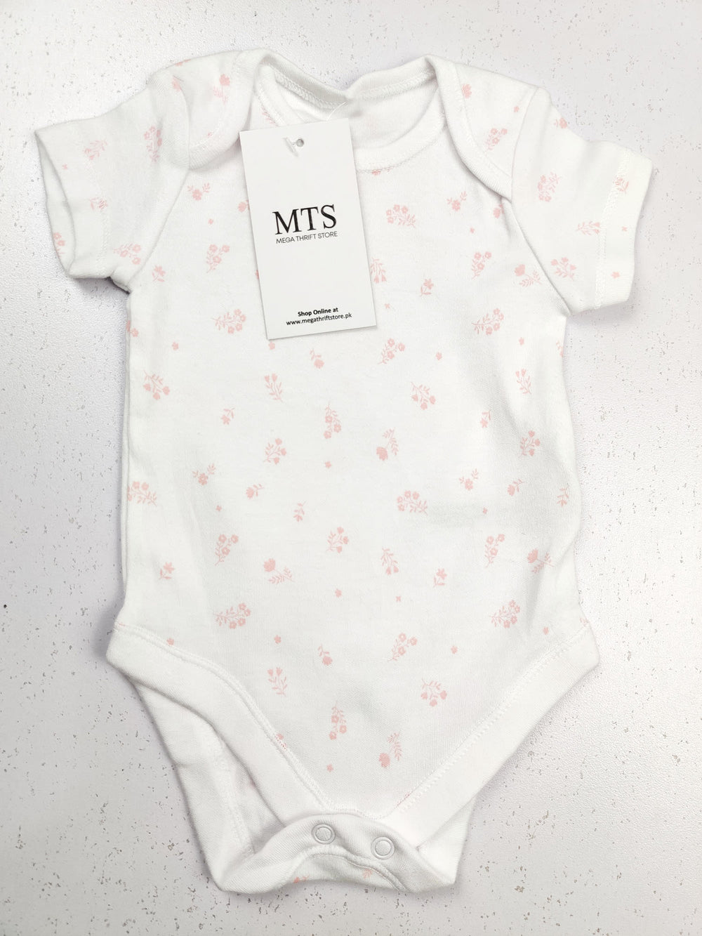 Buy online pre-used pre-loved 100% authentic & Original branded Nutmeg (GST-691) available in Pakistan. Top international brands avilable.