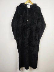 Buy online pre-used pre-loved 100% authentic & Original branded Unknown Brand (HH-196) available in Pakistan. Top international brands avilable.