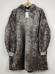 Buy online pre-used pre-loved 100% authentic & Original branded Primark (HH-510) available in Pakistan. Top international brands avilable.
