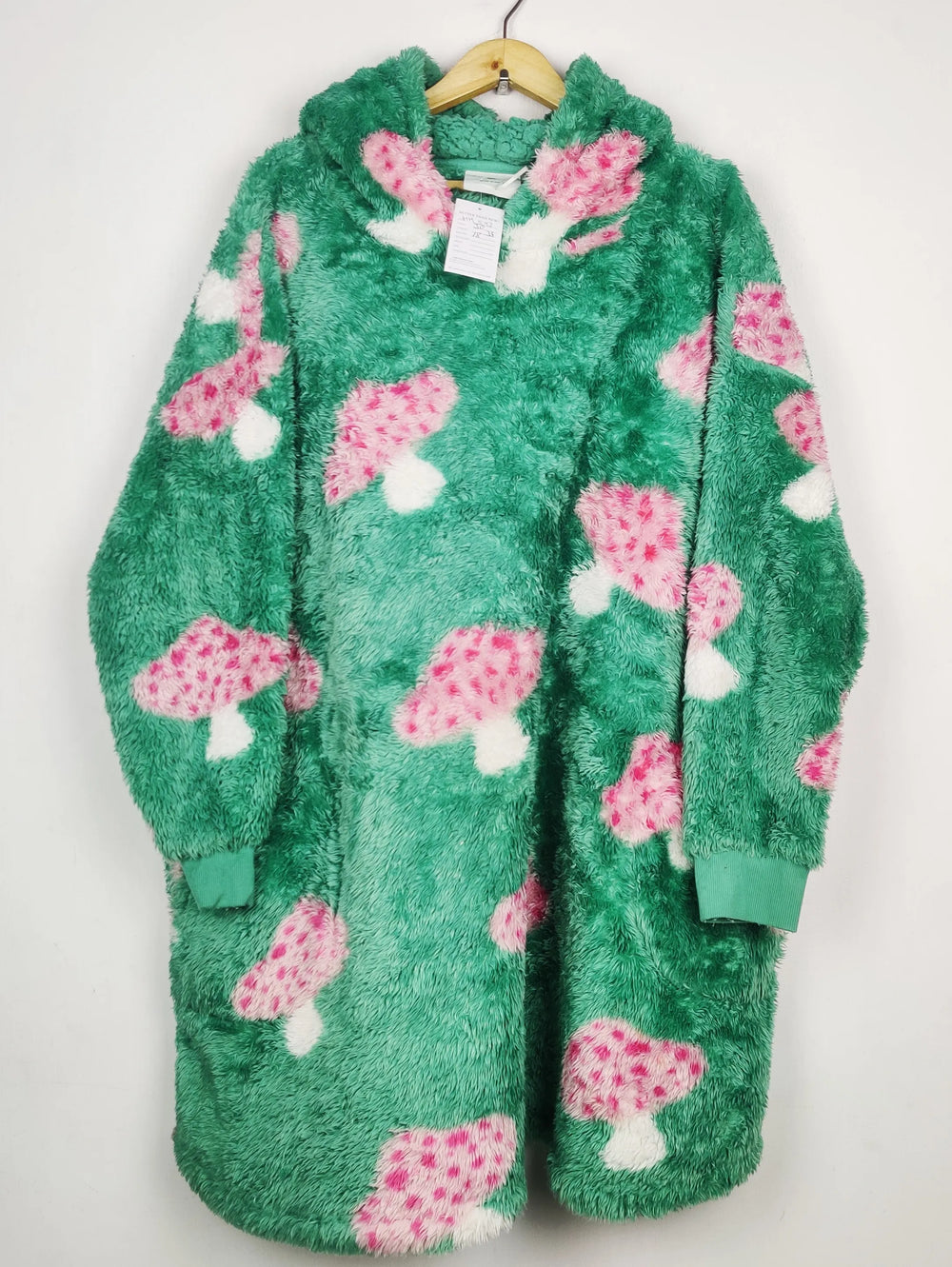 Buy online pre-used pre-loved 100% authentic & Original branded Primark (HH-543) available in Pakistan. Top international brands avilable.