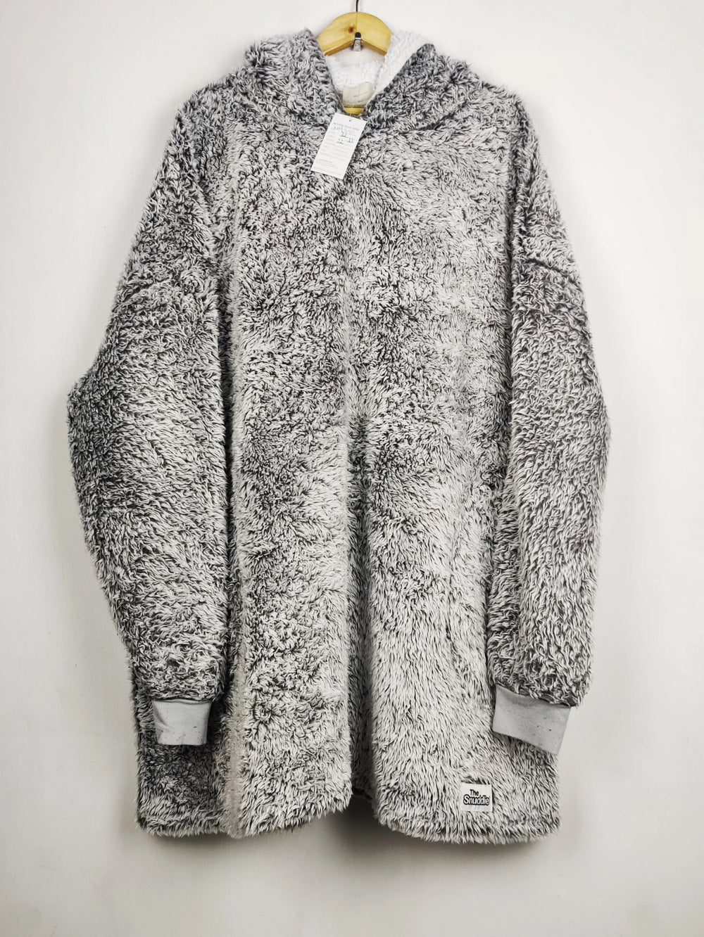 Buy online pre-used pre-loved 100% authentic & Original branded Primark (HH-590) available in Pakistan. Top international brands avilable.