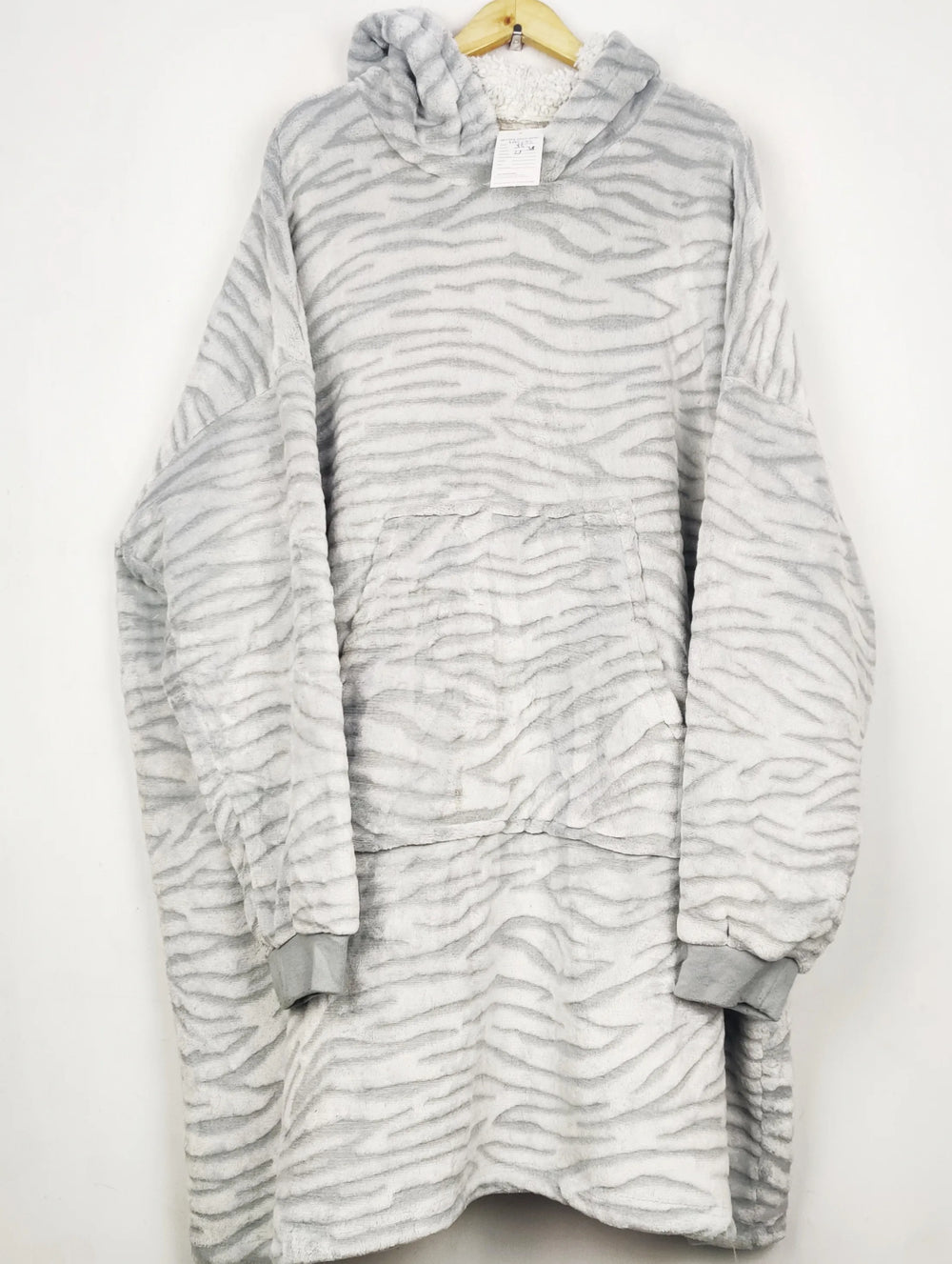 Buy online pre-used pre-loved 100% authentic & Original branded Dunnes Stores (HH-633) available in Pakistan. Top international brands avilable.