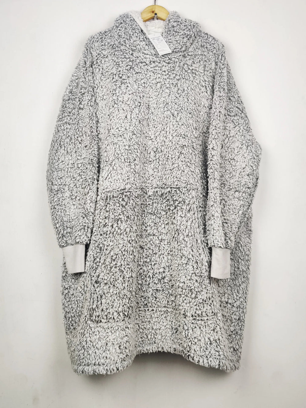 Buy online pre-used pre-loved 100% authentic & Original branded Primark (HH-634) available in Pakistan. Top international brands avilable.