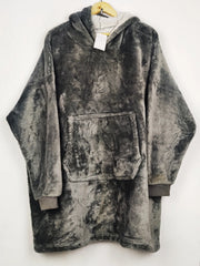 Buy online pre-used pre-loved 100% authentic & Original branded Unknown Brand (HH-642) available in Pakistan. Top international brands avilable.