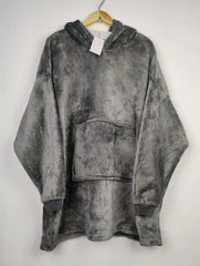 Buy online pre-used pre-loved 100% authentic & Original branded Unknown Brand (HH-83) available in Pakistan. Top international brands avilable.