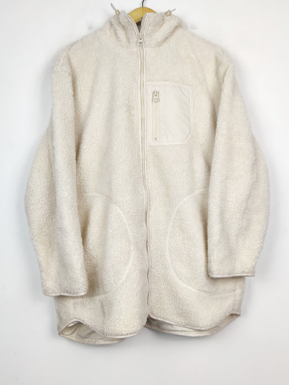 H&M (HH-870)