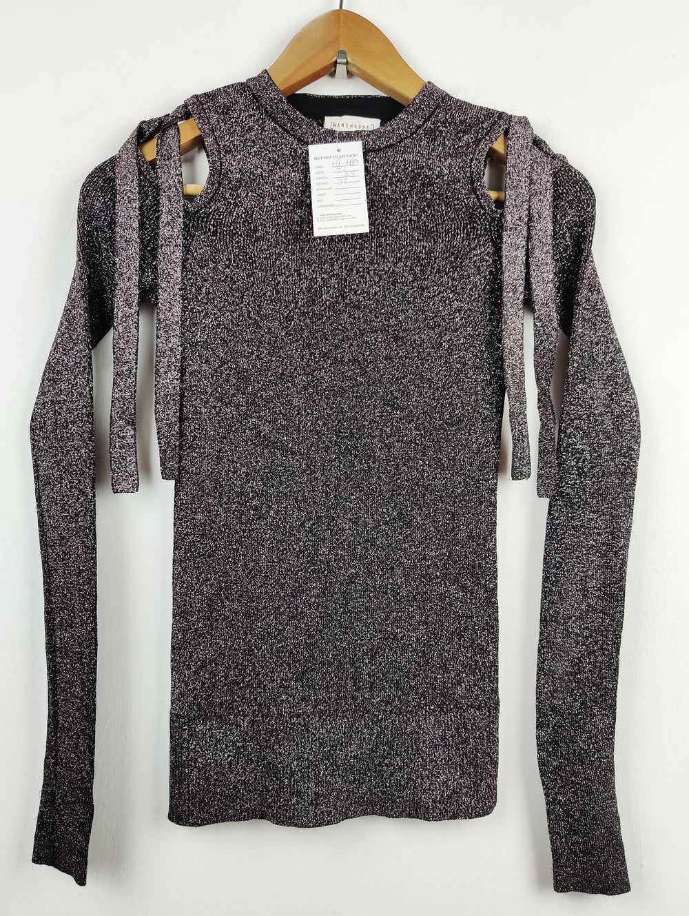 Buy online pre-used pre-loved 100% authentic & Original branded Warehouse (HT-1489) available in Pakistan. Top international brands avilable.