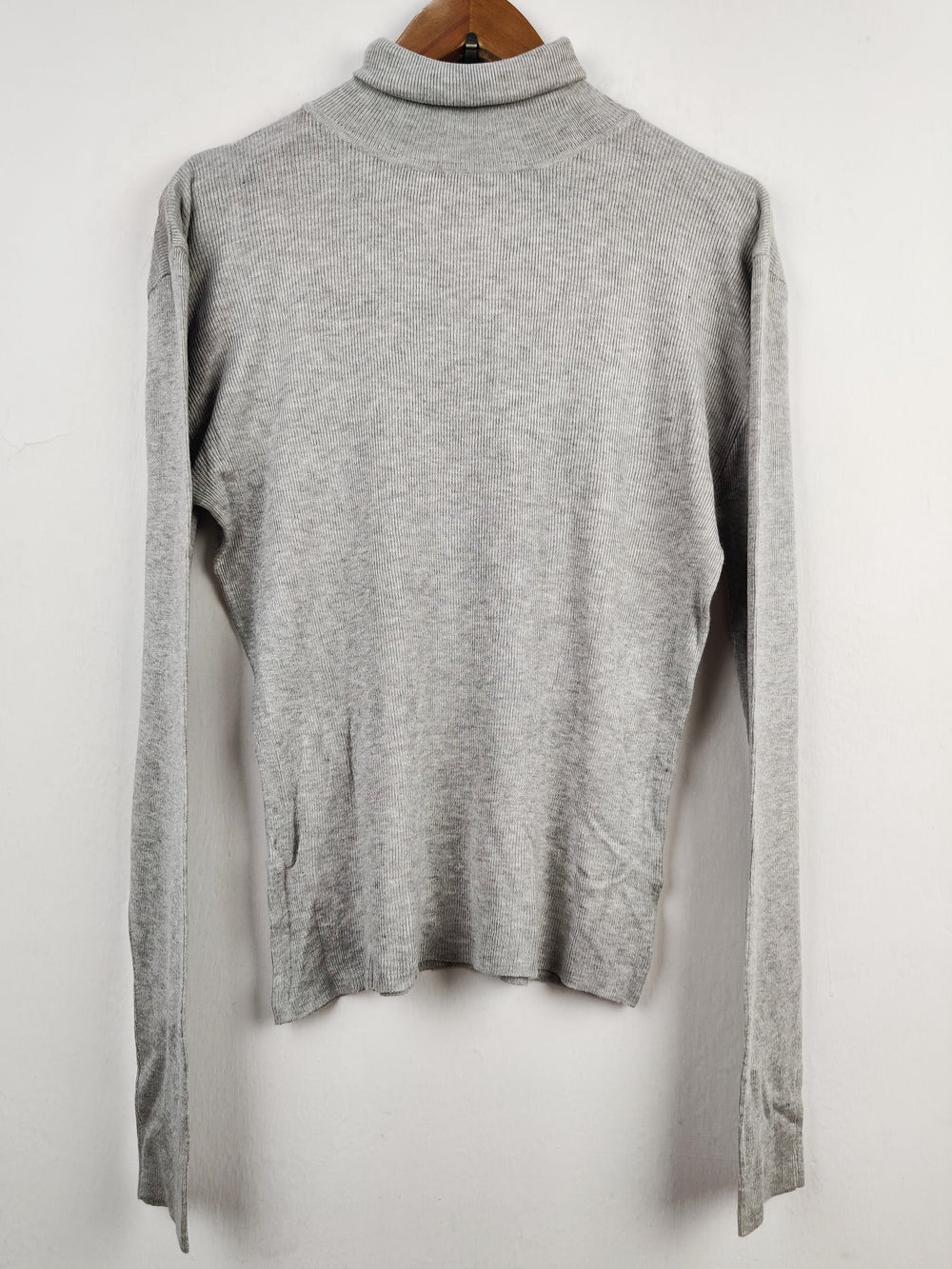 Buy online pre-used pre-loved 100% authentic & Original branded Primark (HT-1494) available in Pakistan. Top international brands avilable.