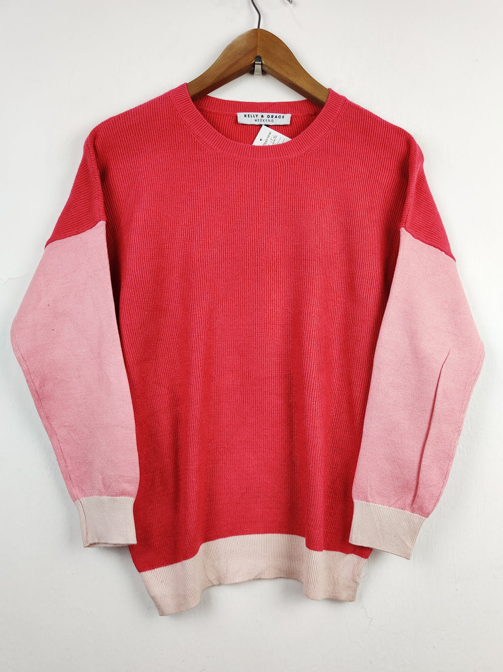 Buy online pre-used pre-loved 100% authentic & Original branded Kelly & Grace (HT-1504) available in Pakistan. Top international brands avilable.