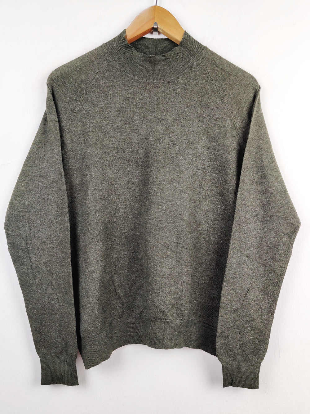 Buy online pre-used pre-loved 100% authentic & Original branded Primark (HT-1509) available in Pakistan. Top international brands avilable.