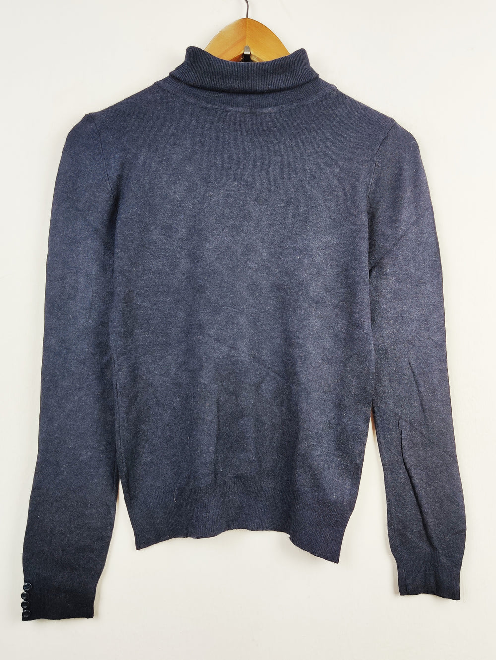 Buy online pre-used pre-loved 100% authentic & Original branded Atmosphere (HT-1513) available in Pakistan. Top international brands avilable.