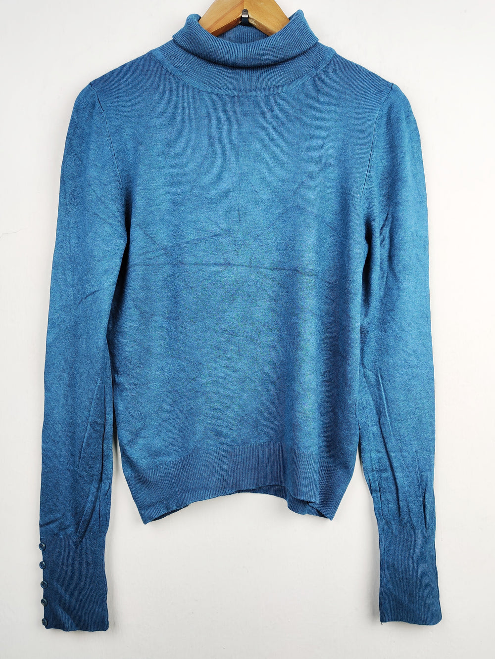 Buy online pre-used pre-loved 100% authentic & Original branded Atmosphere (HT-1556) available in Pakistan. Top international brands avilable.