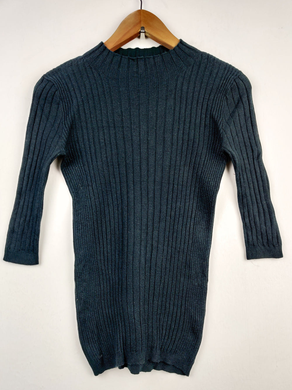 Buy online pre-used pre-loved 100% authentic & Original branded Atmosphere (HT-1611) available in Pakistan. Top international brands avilable.