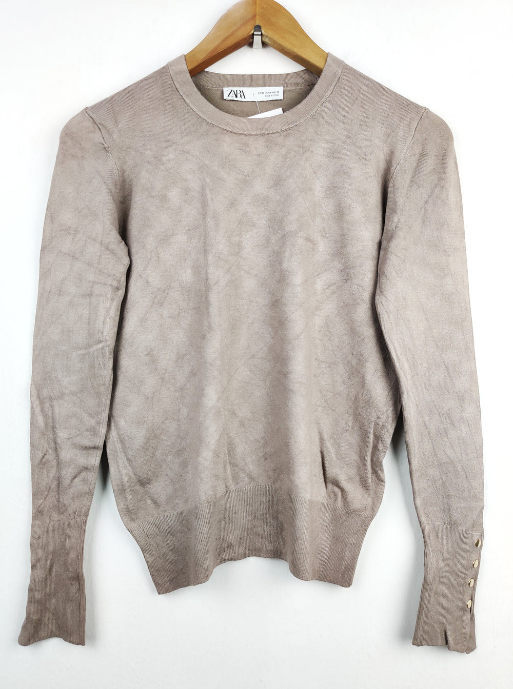 Buy online pre-used pre-loved 100% authentic & Original branded Zara (HT-1613) available in Pakistan. Top international brands avilable.