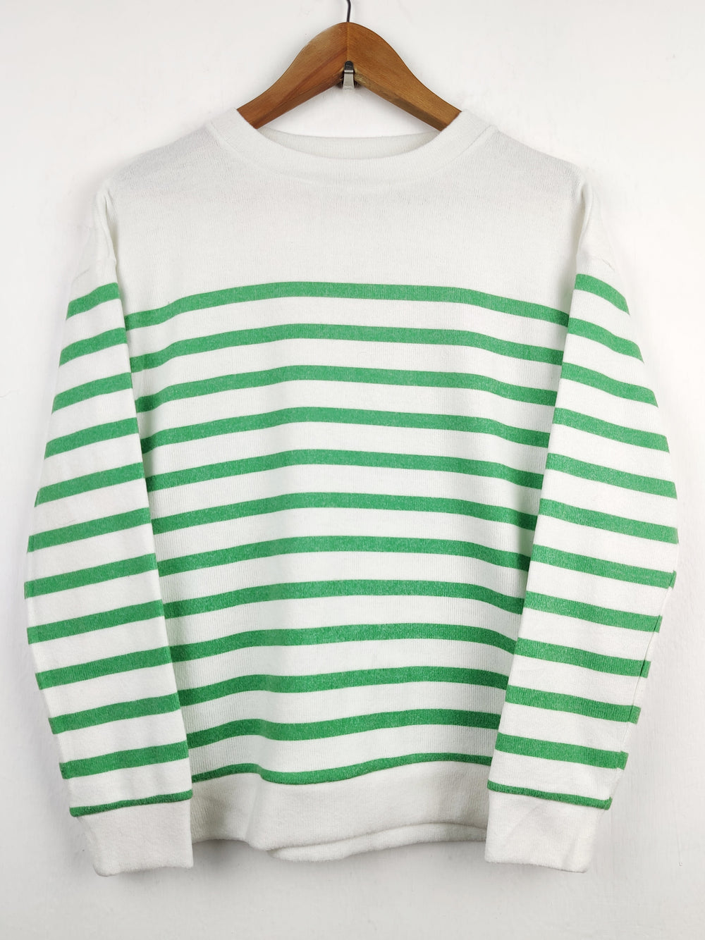 Buy online pre-used pre-loved 100% authentic & Original branded F&F (HT-1615) available in Pakistan. Top international brands avilable.