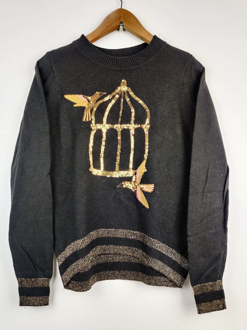 Buy online pre-used pre-loved 100% authentic & Original branded H&M (HT-1617) available in Pakistan. Top international brands avilable.