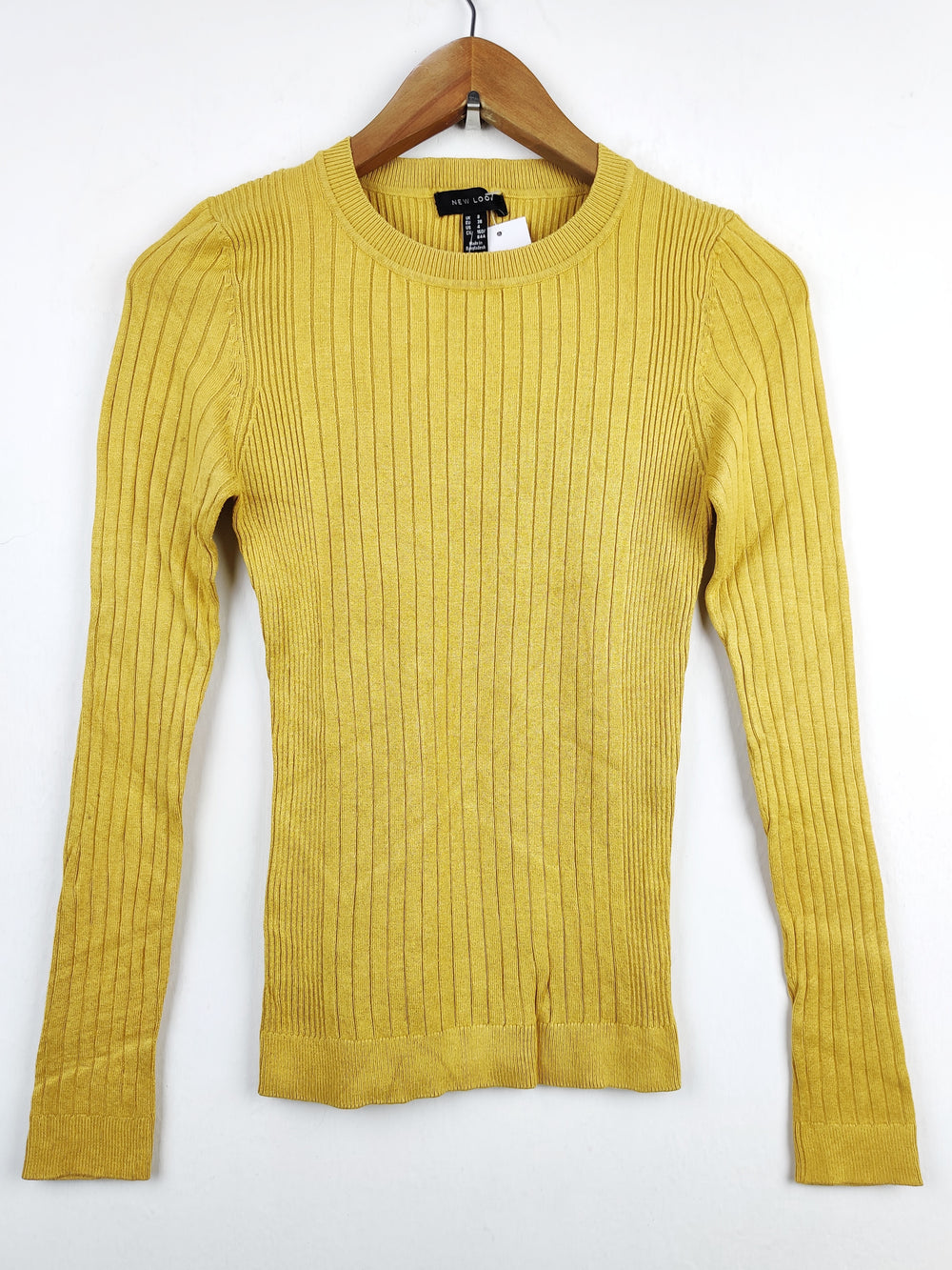 Buy online pre-used pre-loved 100% authentic & Original branded New Look (HT-1628) available in Pakistan. Top international brands avilable.