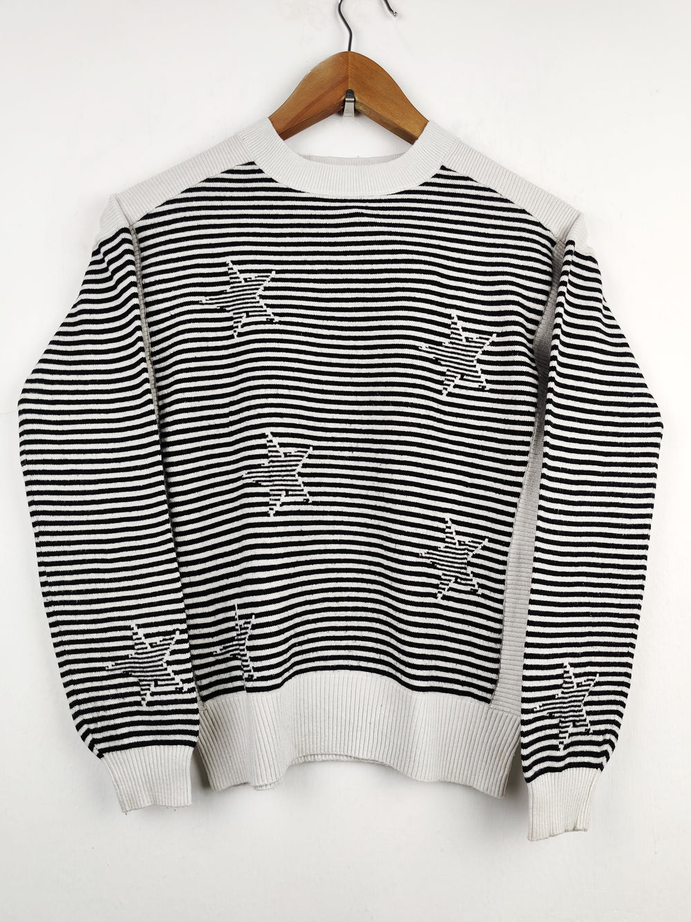 Buy online pre-used pre-loved 100% authentic & Original branded Marks & Spencer (HT-1631) available in Pakistan. Top international brands avilable.