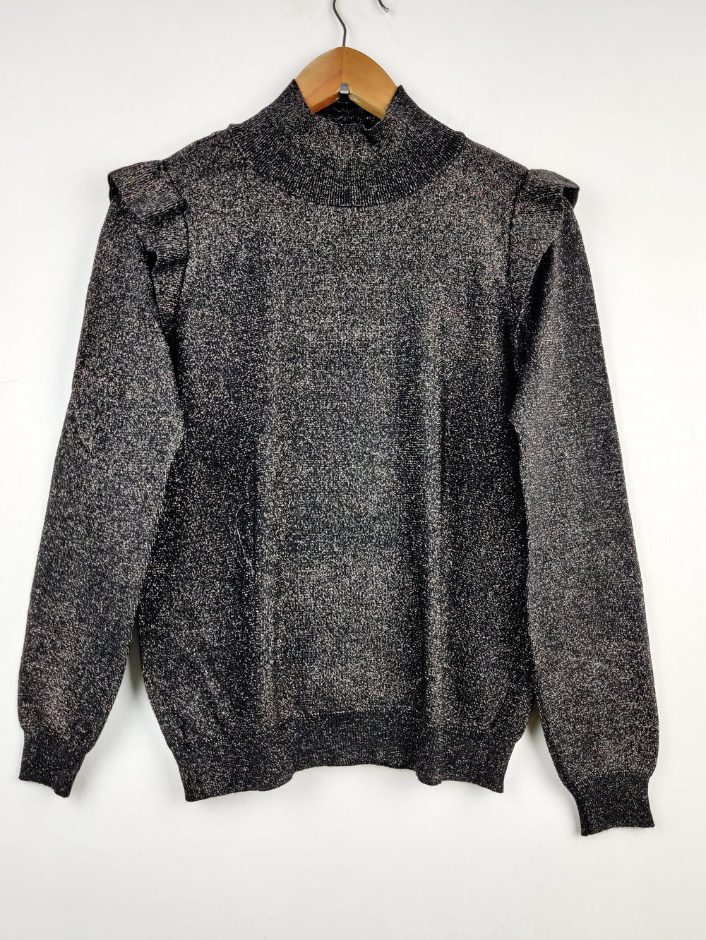 Buy online pre-used pre-loved 100% authentic & Original branded Dunnes Stores (HT-1635) available in Pakistan. Top international brands avilable.