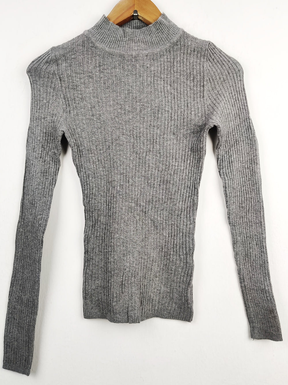 Buy online pre-used pre-loved 100% authentic & Original branded Primark (HT-1683) available in Pakistan. Top international brands avilable.