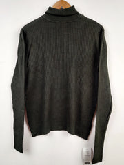 Buy online pre-used pre-loved 100% authentic & Original branded F&F (HT-1703) available in Pakistan. Top international brands avilable.