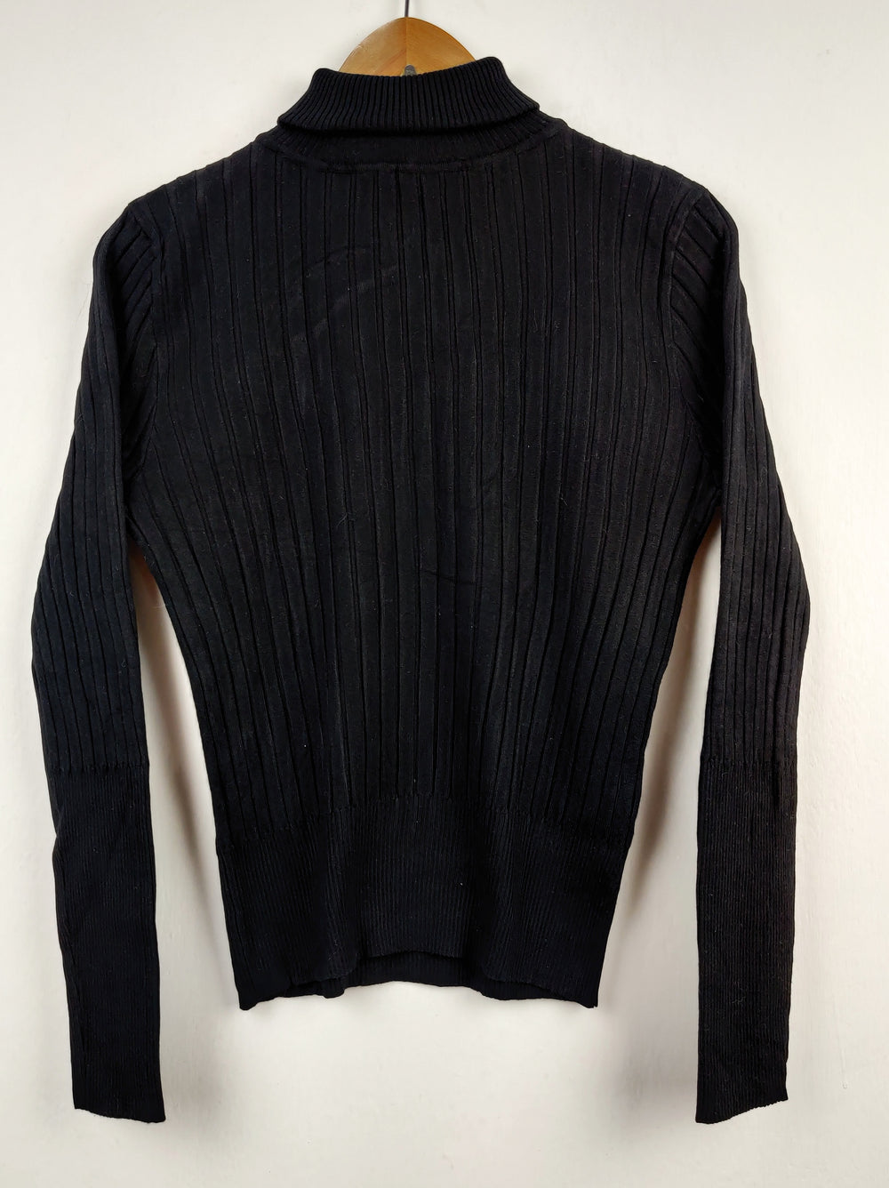 Buy online pre-used pre-loved 100% authentic & Original branded Primark (HT-1704) available in Pakistan. Top international brands avilable.