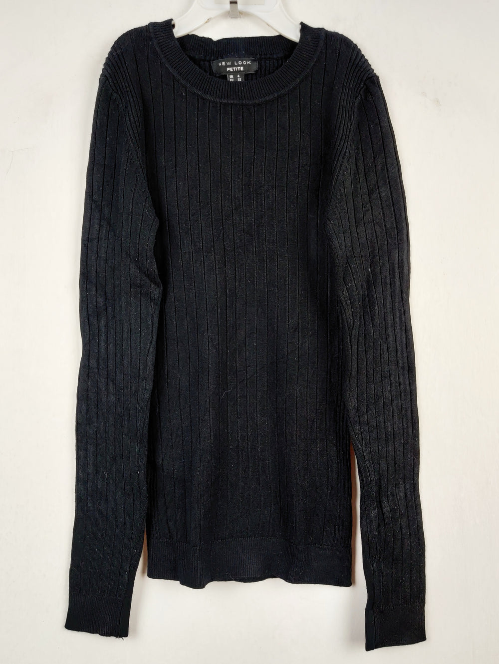 Buy online pre-used pre-loved 100% authentic & Original branded New Look (HT-1712) available in Pakistan. Top international brands avilable.