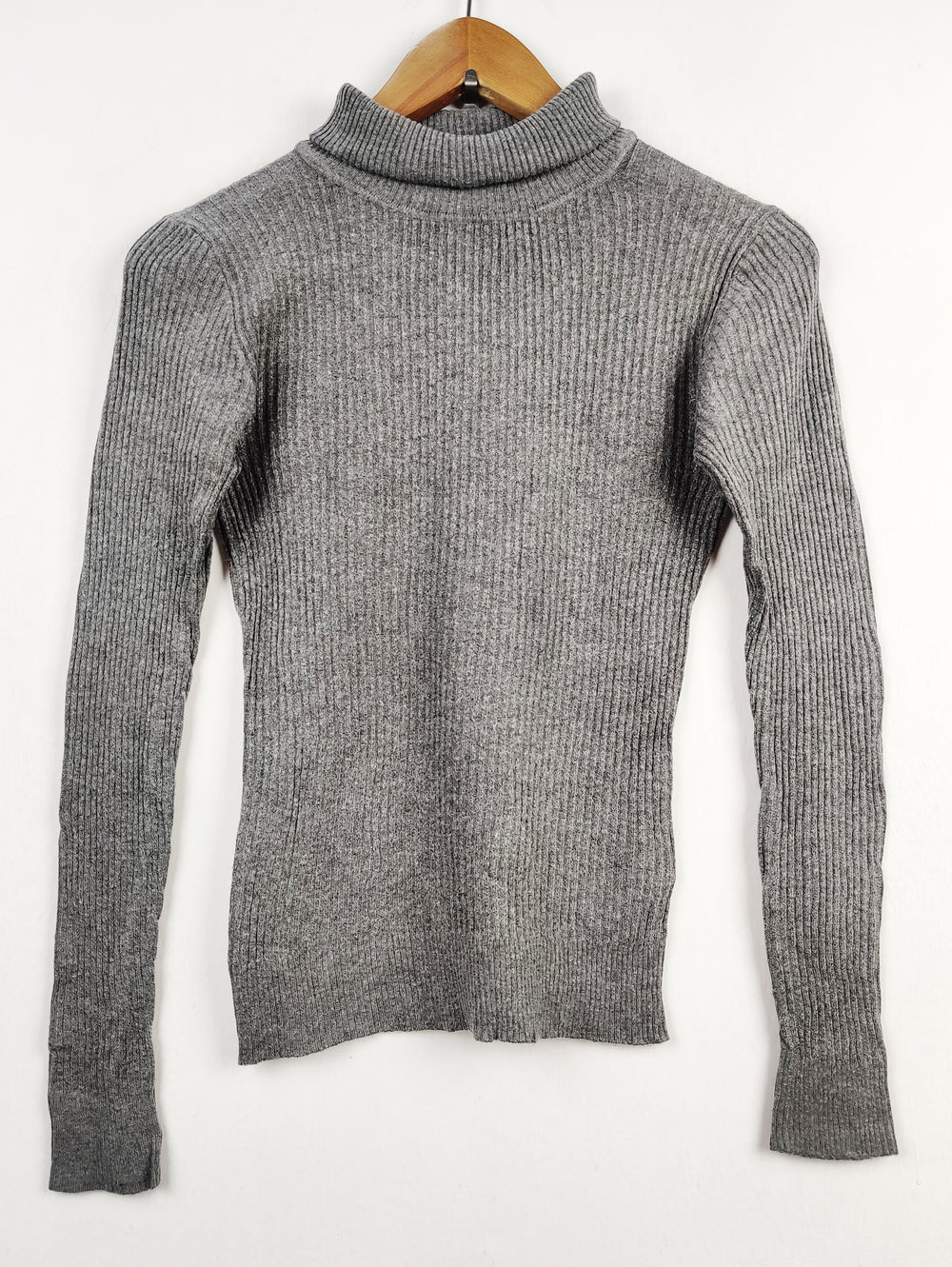 Buy online pre-used pre-loved 100% authentic & Original branded Primark (HT-1729) available in Pakistan. Top international brands avilable.