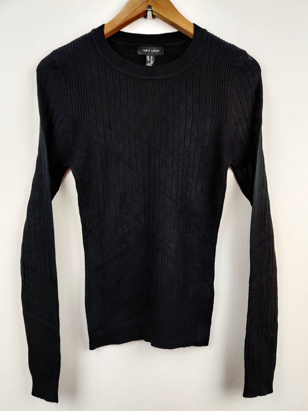 Buy online pre-used pre-loved 100% authentic & Original branded New Look (HT-1748) available in Pakistan. Top international brands avilable.