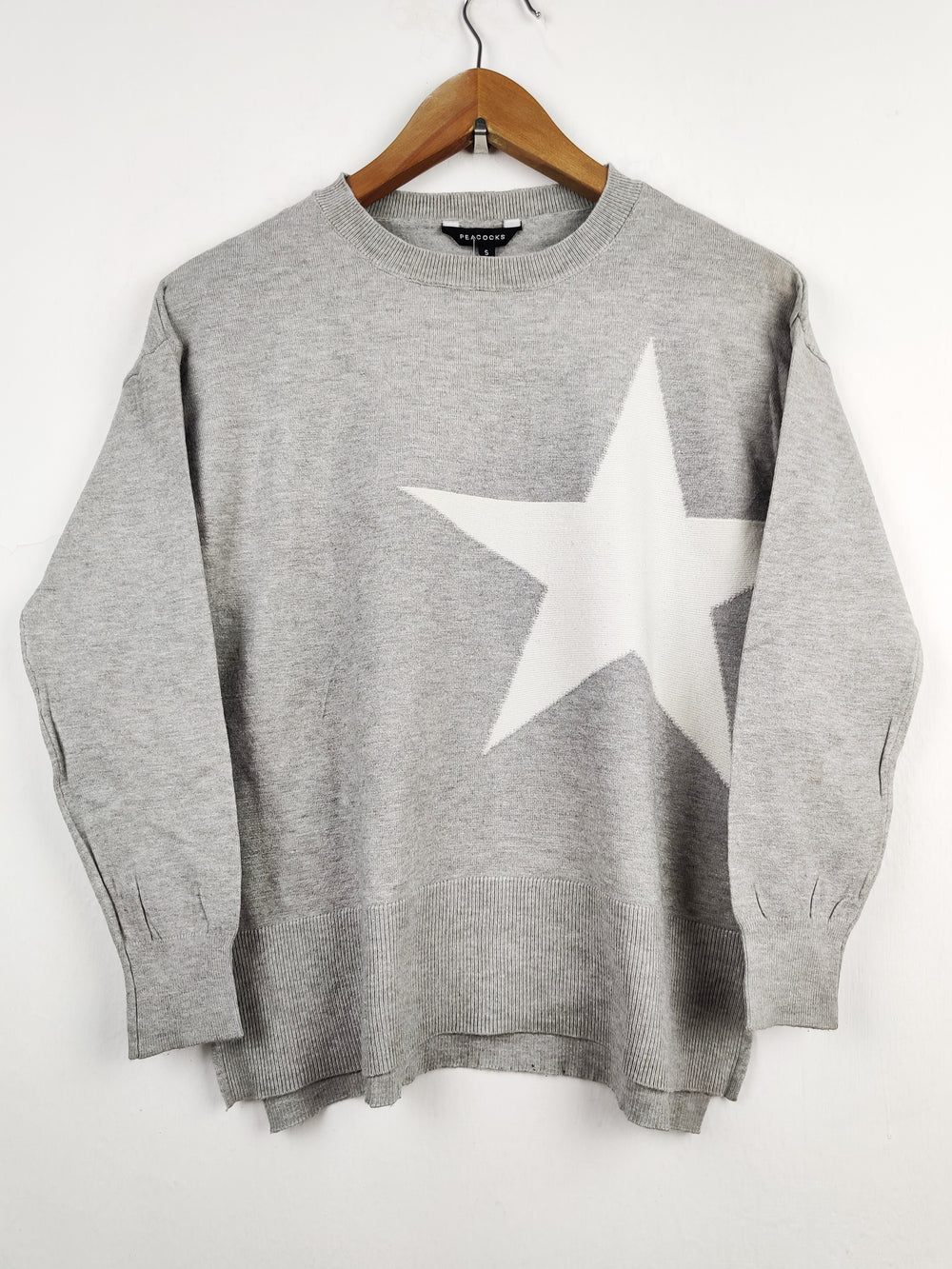 Buy online pre-used pre-loved 100% authentic & Original branded Peacocks (HT-1761) available in Pakistan. Top international brands avilable.