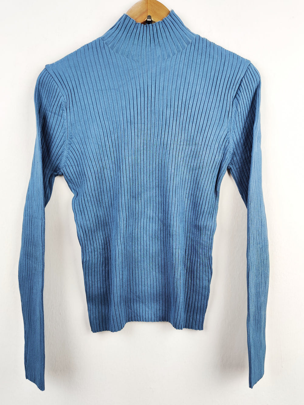 Buy online pre-used pre-loved 100% authentic & Original branded Zara (HT-1787) available in Pakistan. Top international brands avilable.