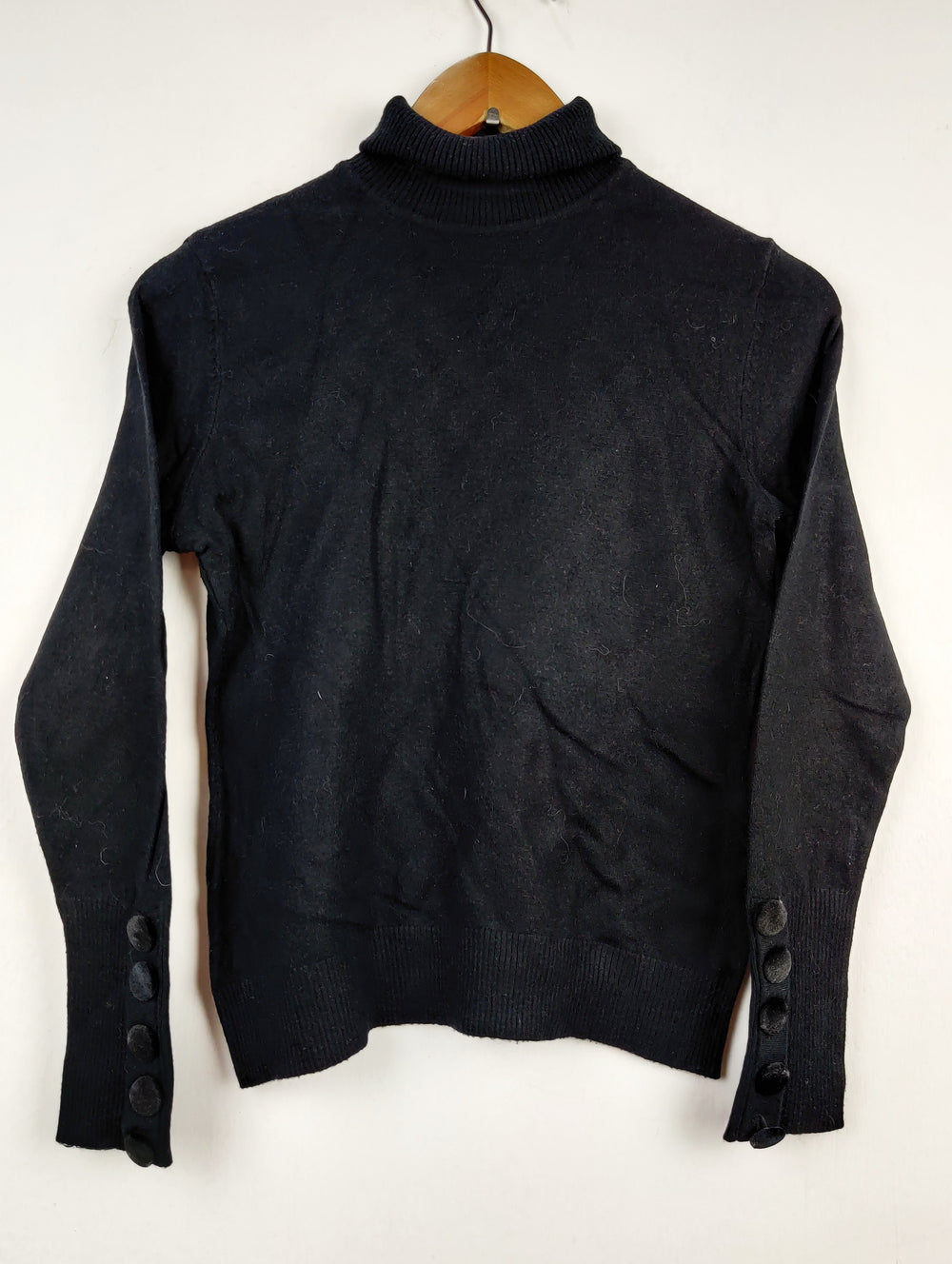 Buy online pre-used pre-loved 100% authentic & Original branded Savida (HT-1804) available in Pakistan. Top international brands avilable.