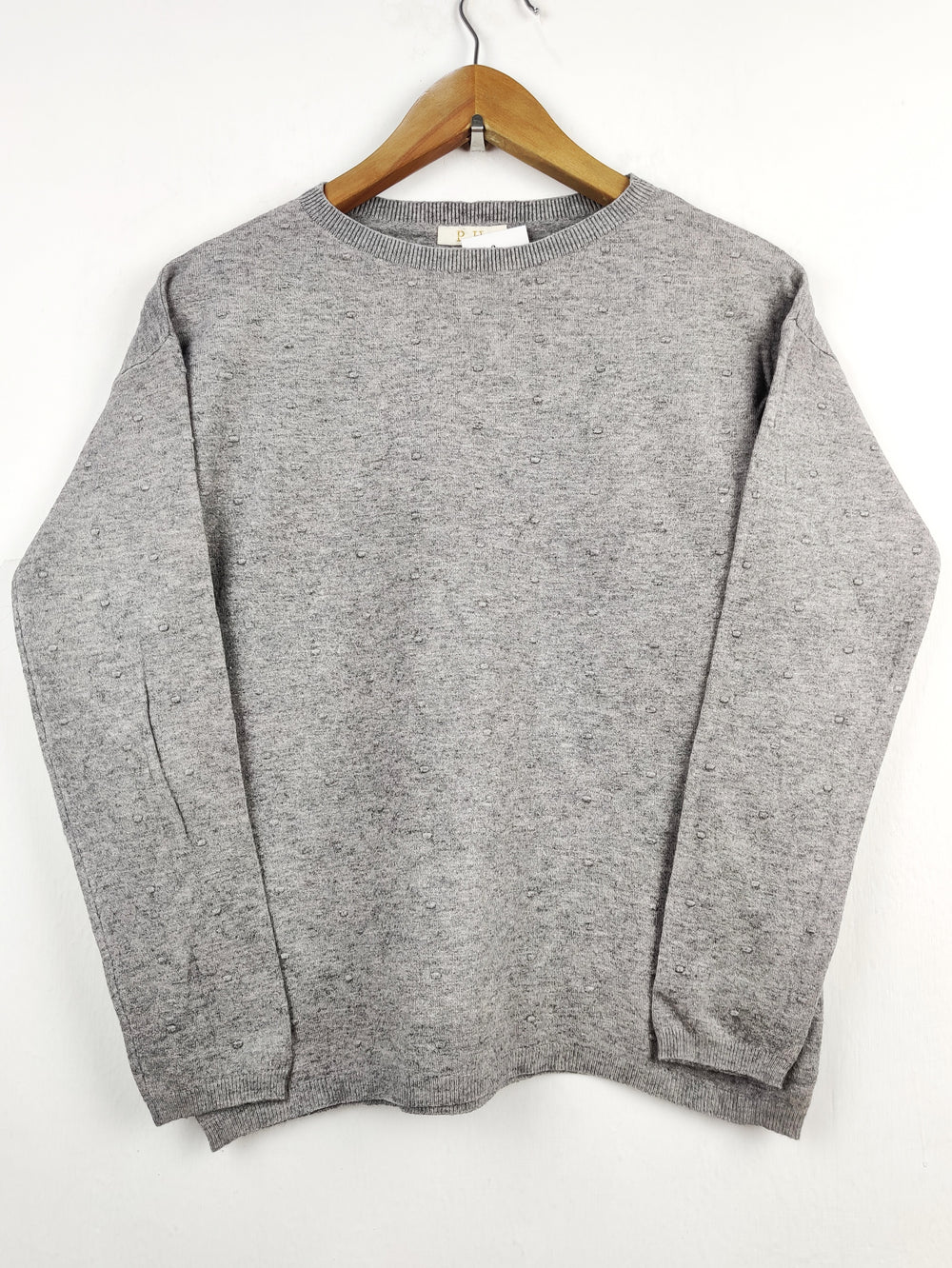 Buy online pre-used pre-loved 100% authentic & Original branded P.H. (HT-1817) available in Pakistan. Top international brands avilable.