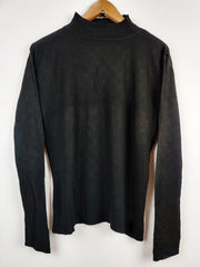 Essentials (HT-1818)