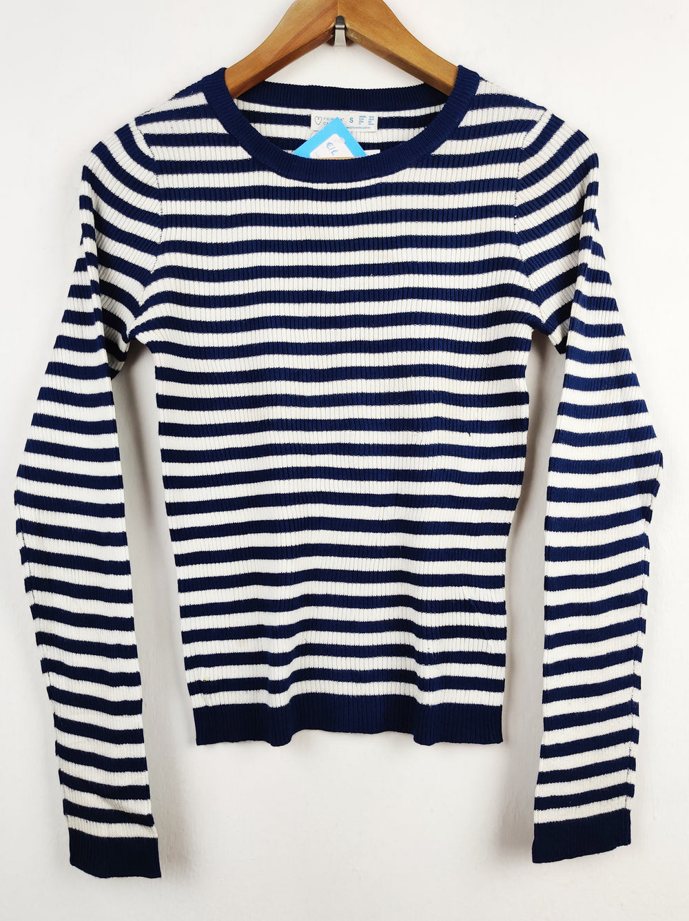 Buy online pre-used pre-loved 100% authentic & Original branded Primark (HT-1852) available in Pakistan. Top international brands avilable.