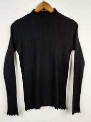 Buy online pre-used pre-loved 100% authentic & Original branded Papaya (HT-1858) available in Pakistan. Top international brands avilable.