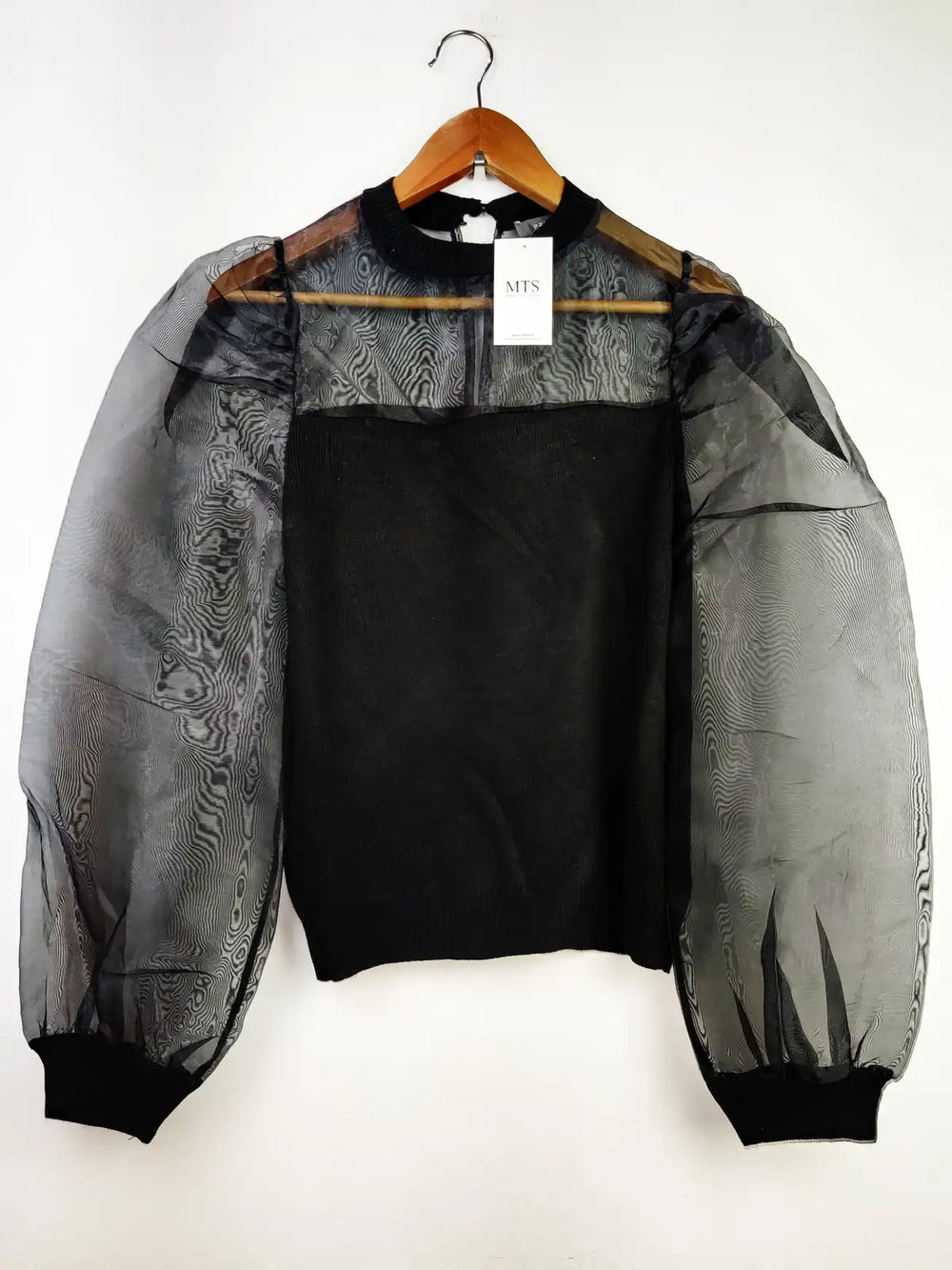 Buy online pre-used pre-loved 100% authentic & Original branded Primark (HT-1918) available in Pakistan. Top international brands avilable.