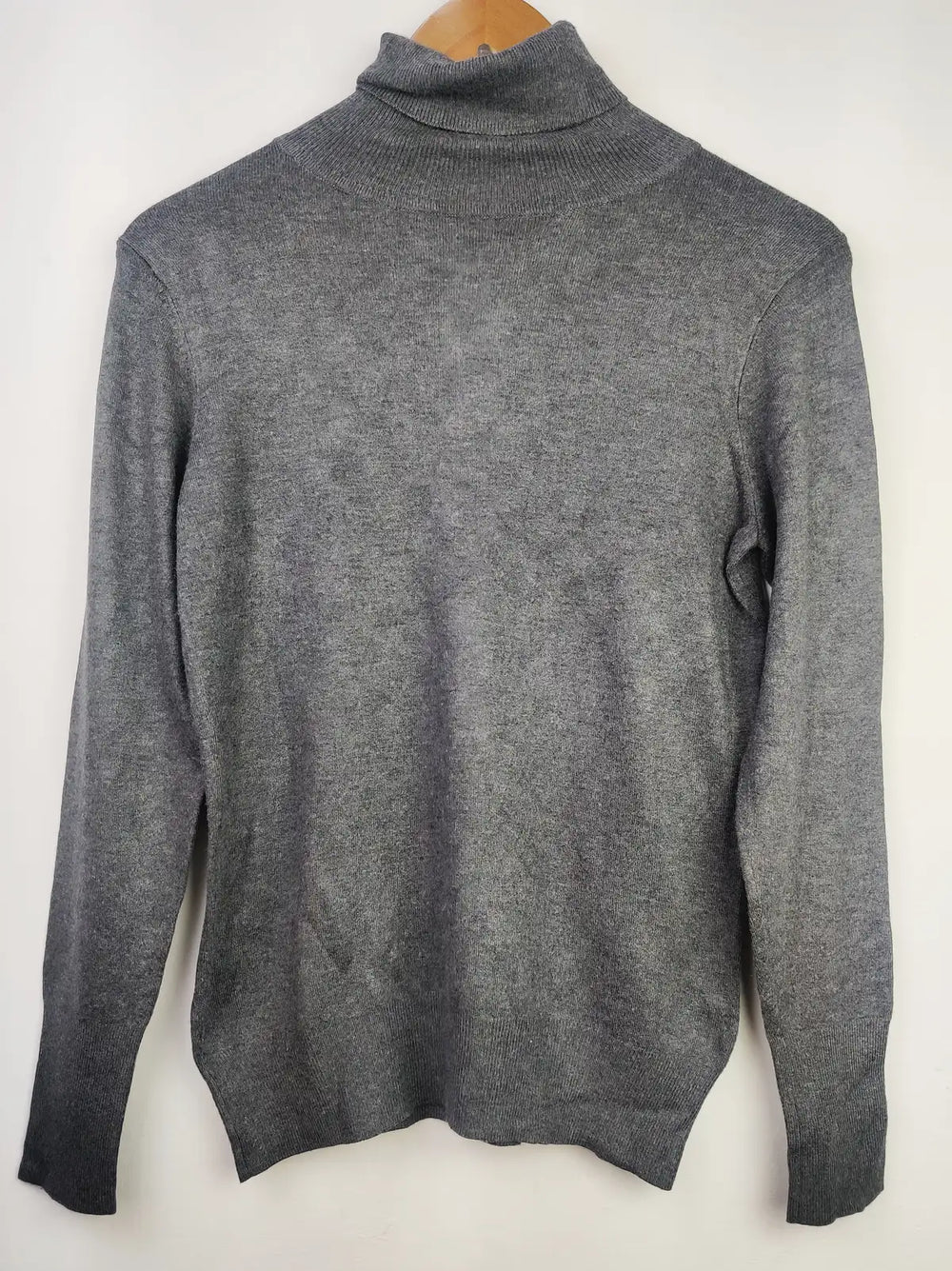 Buy online pre-used pre-loved 100% authentic & Original branded Dunnes Stores (HT-1929) available in Pakistan. Top international brands avilable.