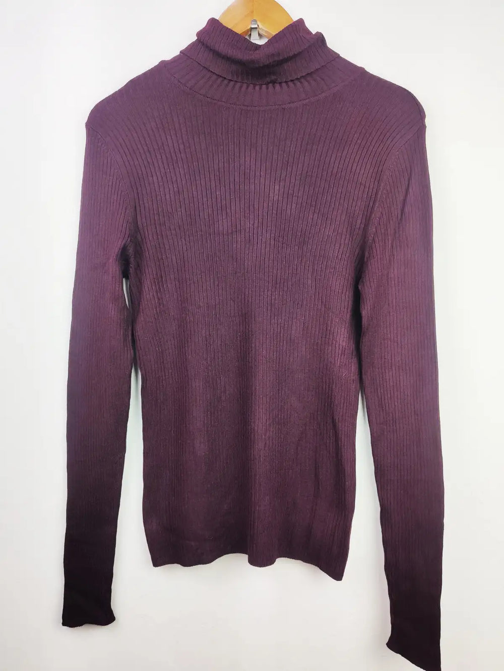 Buy online pre-used pre-loved 100% authentic & Original branded New Look (HT-1930) available in Pakistan. Top international brands avilable.