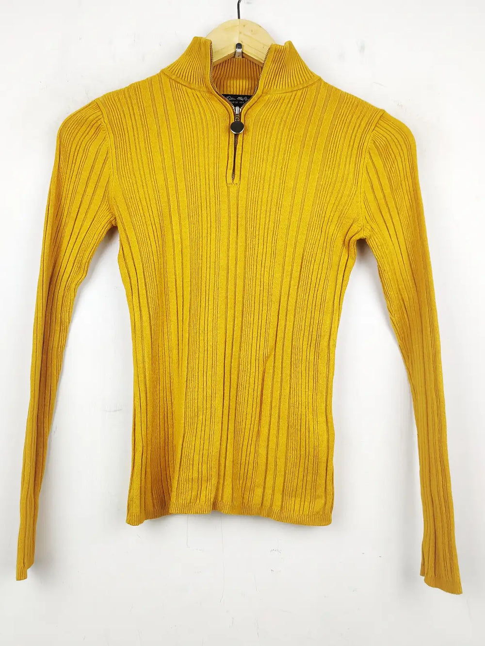 Buy online pre-used pre-loved 100% authentic & Original branded Miss Selfridge (HT-1985) available in Pakistan. Top international brands avilable.