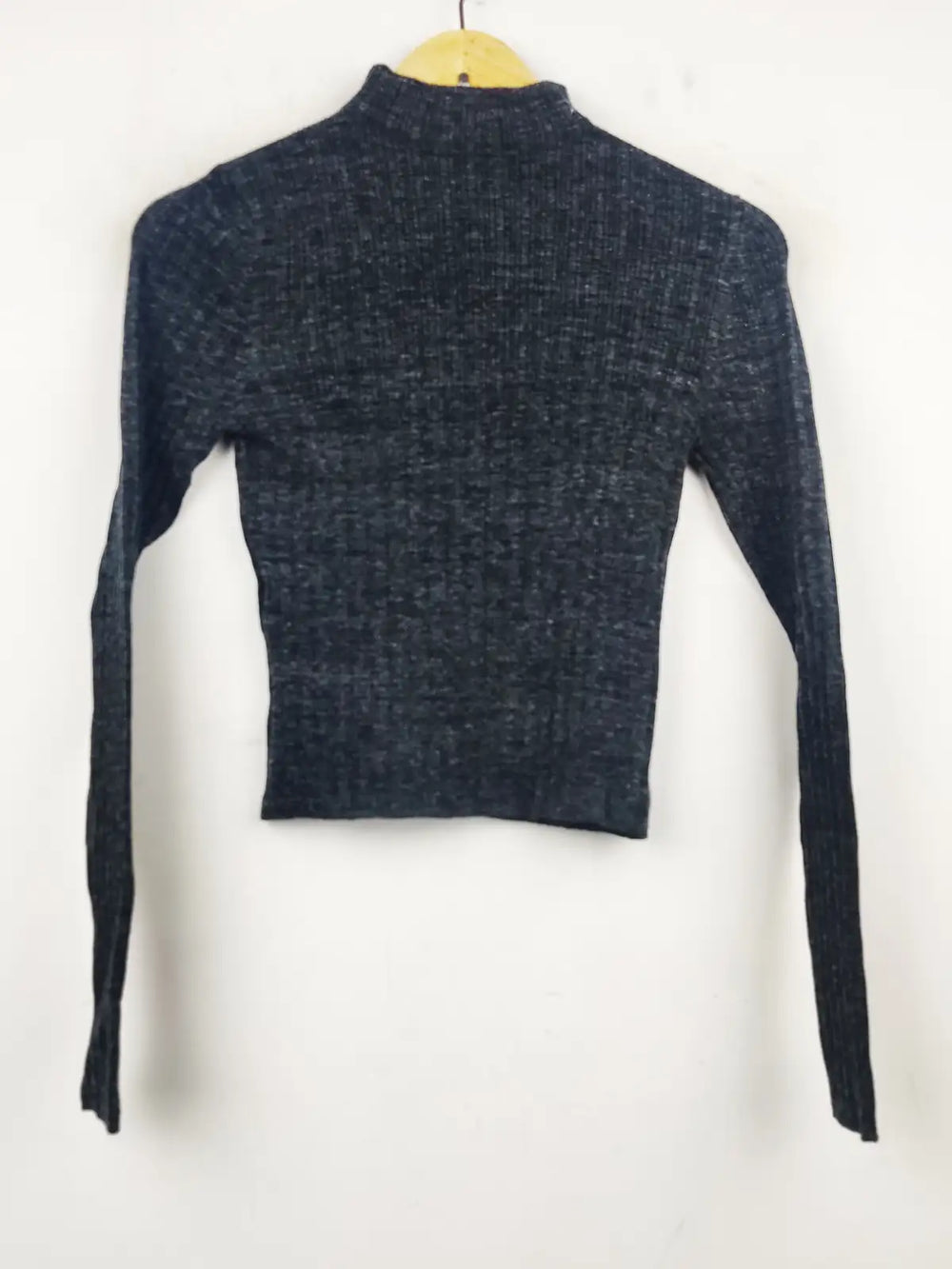 Buy online pre-used pre-loved 100% authentic & Original branded New Look (HT-1998) available in Pakistan. Top international brands avilable.