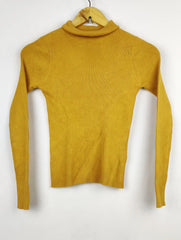 Buy online pre-used pre-loved 100% authentic & Original branded Unknown Brand (HT-2052) available in Pakistan. Top international brands avilable.