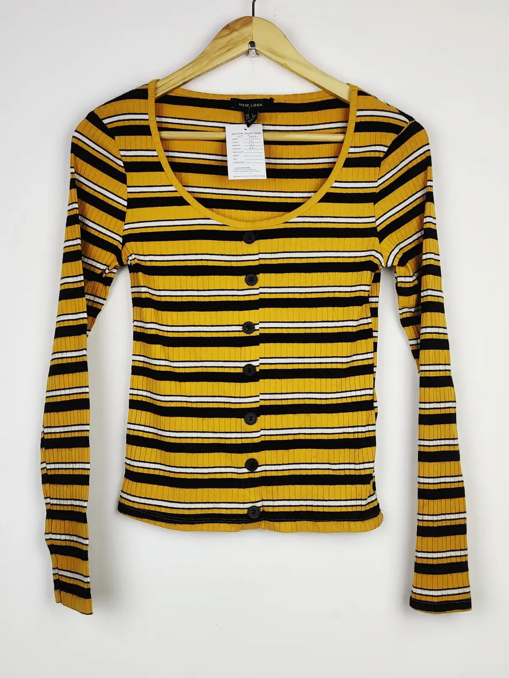 Buy online pre-used pre-loved 100% authentic & Original branded New Look (HT-2091) available in Pakistan. Top international brands avilable.