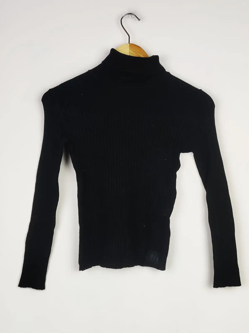 Buy online pre-used pre-loved 100% authentic & Original branded Primark (HT-2111) available in Pakistan. Top international brands avilable.