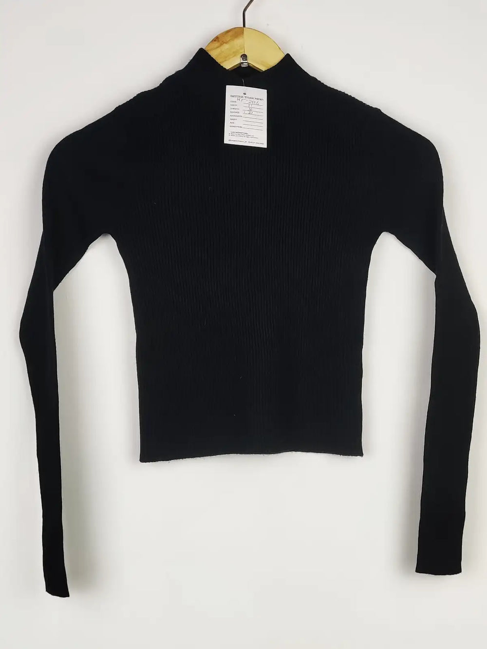 Buy online pre-used pre-loved 100% authentic & Original branded Pull&Bear (HT-2116) available in Pakistan. Top international brands avilable.