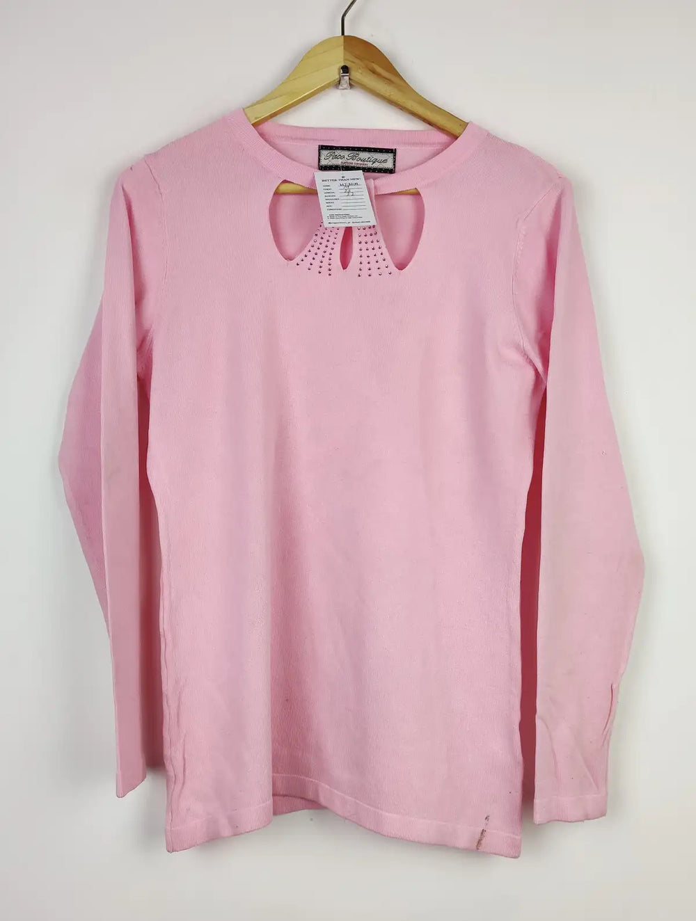 Buy online pre-used pre-loved 100% authentic & Original branded Paca Boutique (HT-2679) available in Pakistan. Top international brands avilable.