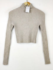 Buy online pre-used pre-loved 100% authentic & Original branded Bershka (HT-2721) available in Pakistan. Top international brands avilable.